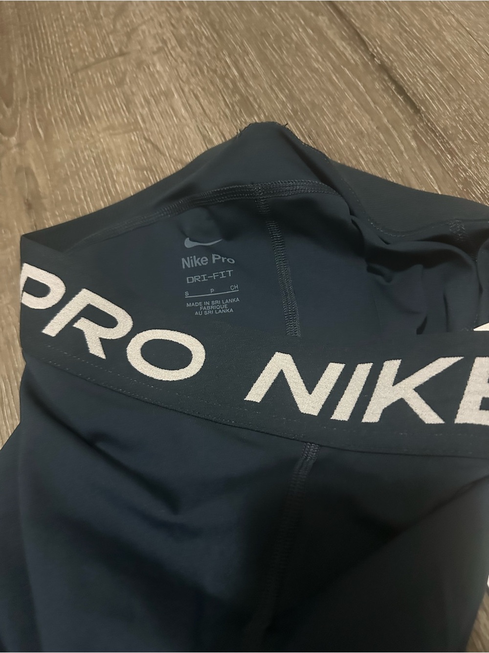 New Nike Pro Women’s Navy Blue Bike Shorts - Picture 6 of 8
